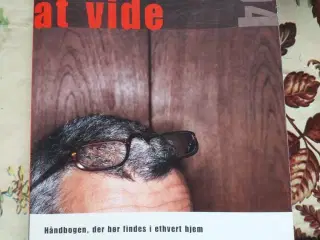 Titel værd at vide