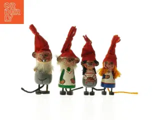 Sæt af fire vintage nissefigurer