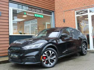 Ford Mustang Mach-E EL SR Premium AWD 269HK 5d Aut.