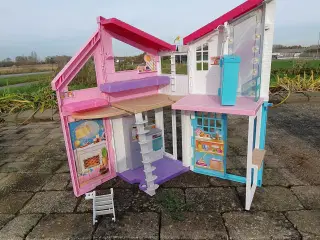 Barbie  Barbie dreamhouse adventures hus