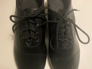 Dansesko i læder