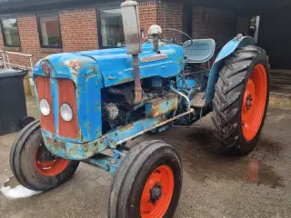 Fordson Super Major 