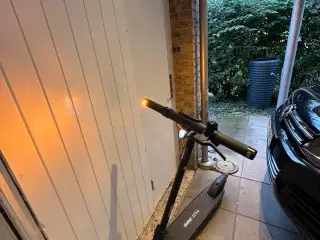 Ninebot by Segway KickScooter E2 PRO