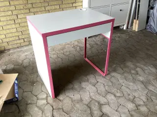 IKEA Micke Børneskrivebord sælges