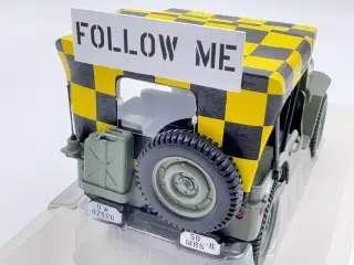 1944 Jeep US Army "Follow Me" Air Force 1:18 