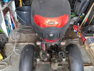 God 3 hjulet pgo knallert sælges 