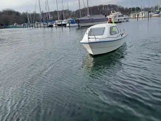 16 fods båd