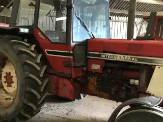 Stærk International IH 955