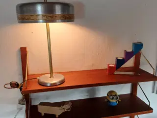 Bordlampe fra 70erne lavet af vitrika 