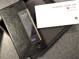 Huawei mate 9 Porsche model titanium.