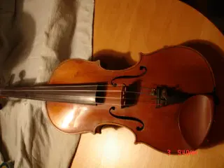 Ældre violin 