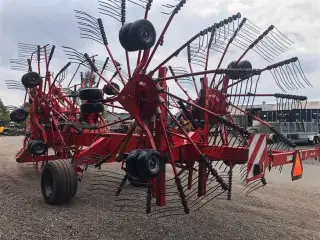 Kverneland 91150 C   4-Rotors rive