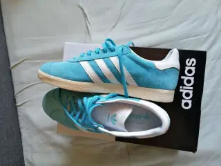 Adidas I blå 