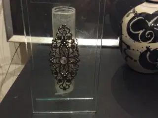 Vase til en enkelt blomst