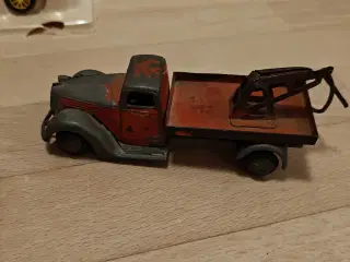 Legetøjsbiler og flyver