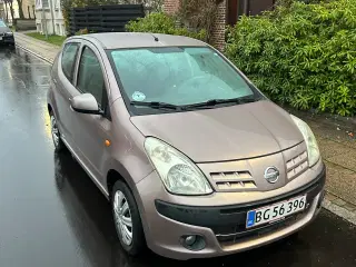  Nissan pixo