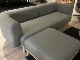 Sofa med puf