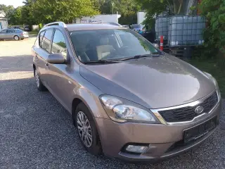 Kia Ceed 1,6 Diesel 5 per nysynet