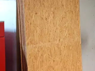 OSB plader inklusiv diverse lægter 