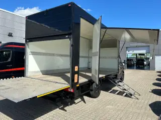 VW Crafter 35 2,0 TDi 177 Box m/lift L4 aut.