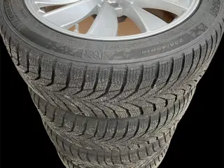 19 Tesla Model 3 235/45r18 Ref.P19 vinter