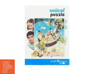 UNICEF puslespil fra UNICEF (str. 43 x 47 cm)