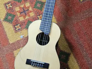 Guitarlele, mini-guitar
