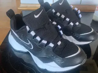 Fede nike sko str 40 