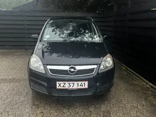 Opel zafira(7 personers bil)