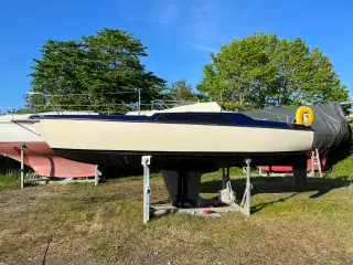 Totalrenoveret Maxi 77 Sejlbåd