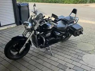 Suzuki Intruder m 800