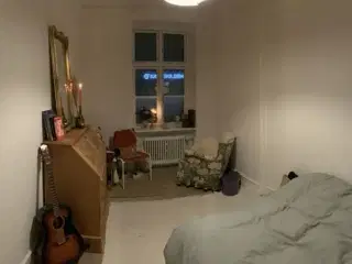Room, furnished, shared flat, 2100 kbh. Ø, København Ø, København