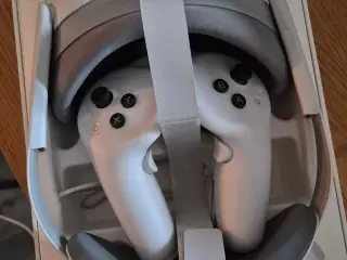 pico 4 ultra 256 gb, vr trackers kan byttes