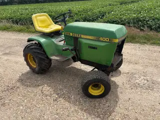 John Deere 400