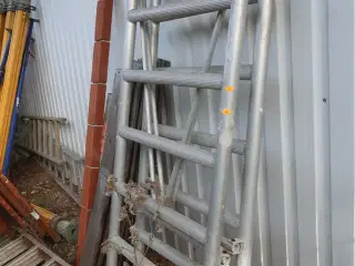 Rullestillads JUMBO, trappestige, div. jern m.m.