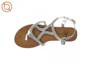 Sandaler fra Atmosphere (str. 39)
