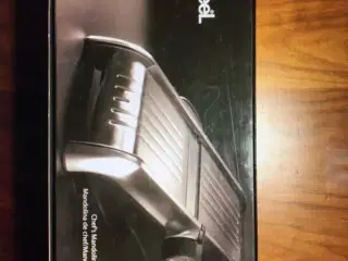 OXO Mandolin slicing machine