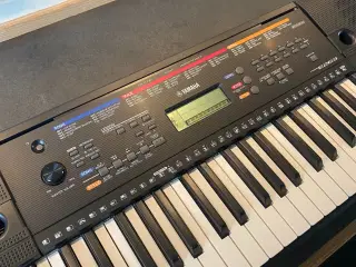 Yamaha keyboard 