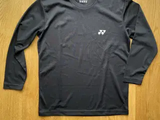 Yonex sort bluse