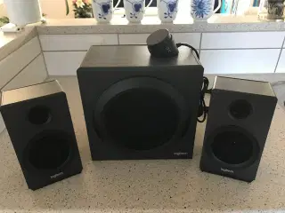Logitech SPEAKER SYSTEM 
