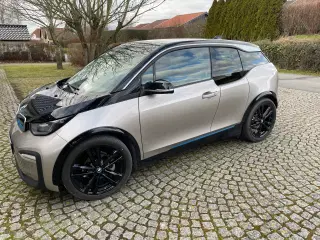 BMW I3 2022 model garanti til 03.25