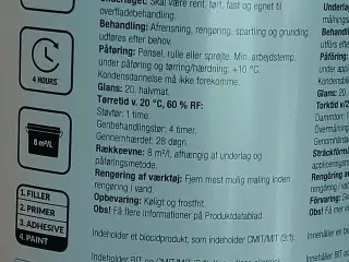 Bad/ vådrum. 0,75 l dekso 20 H2O, flugger
