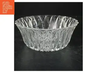 Glas skål med dekorative mønstre
