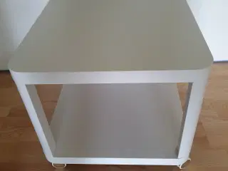 IKEA 'TINGBY' sidebord med hjul