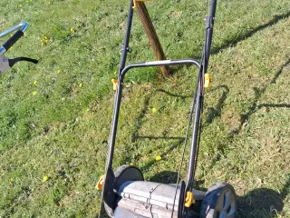 Plæneklipper selvkørende sælges hjem at snart