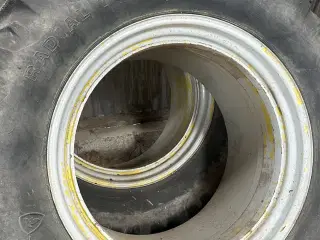 Firestone 18.4r38+480/65r28 tvillinghjul