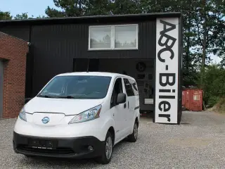 Nissan e-NV 200 EL Premium 109HK Van Aut.