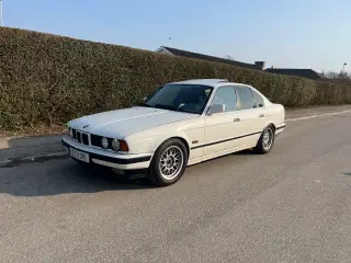 BMW E34 525ia