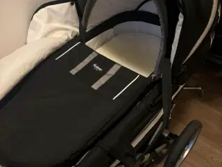 Barnevogn incl lift og klapvogn