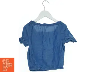Blå off-shoulder bluse fra H&M (str. 134)